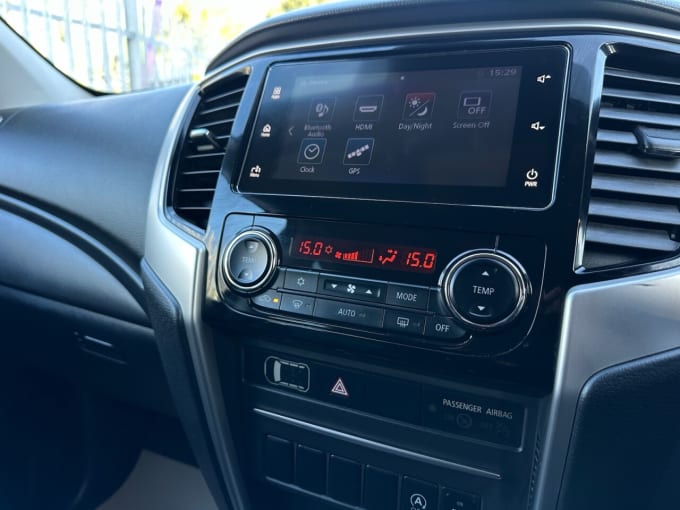 2020 Mitsubishi L200