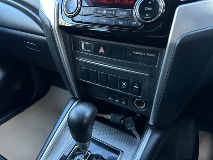 2020 Mitsubishi L200