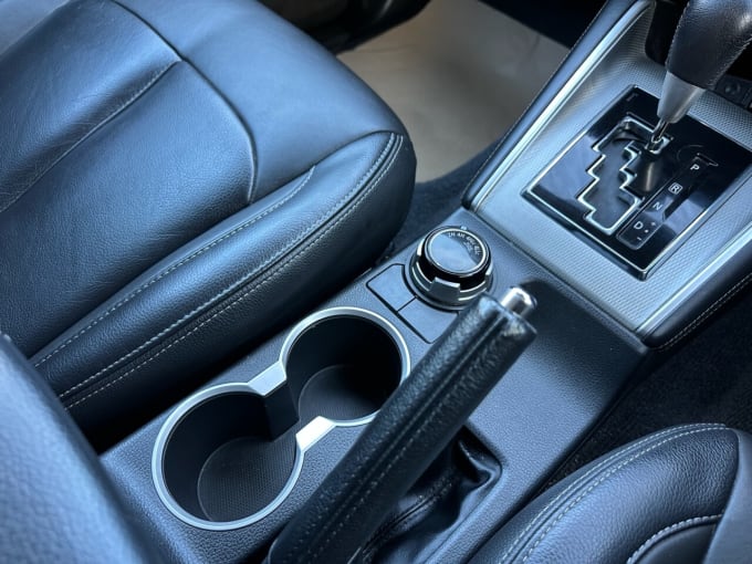 2020 Mitsubishi L200