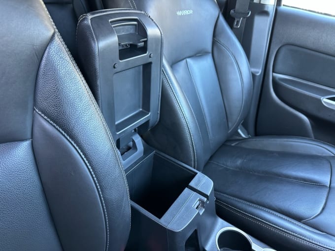 2020 Mitsubishi L200