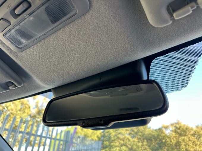 2020 Mitsubishi L200