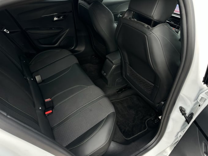 2025 Peugeot 208