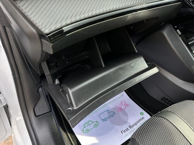 2025 Peugeot 208
