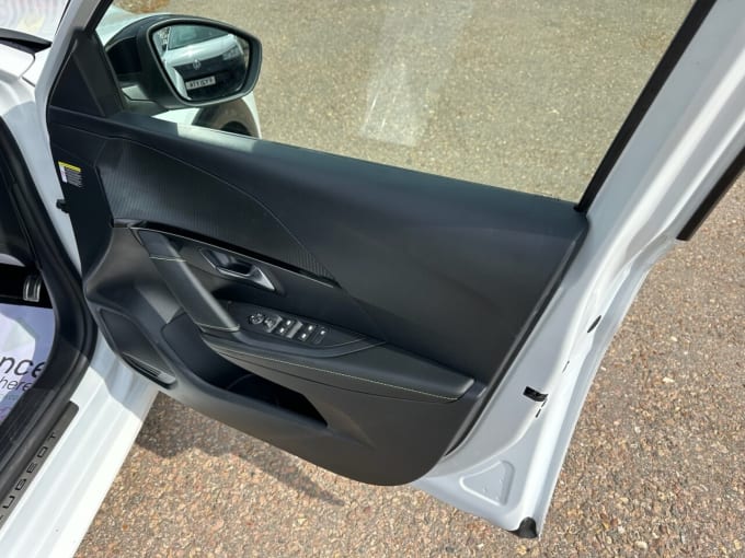 2025 Peugeot 208