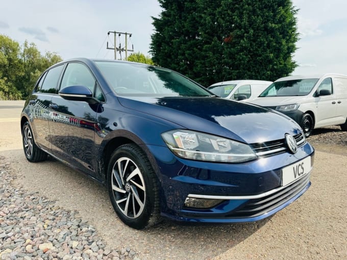 2025 Volkswagen Golf