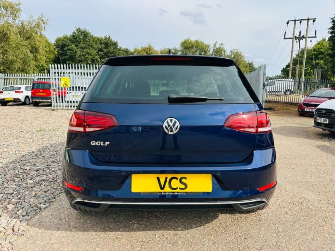 2025 Volkswagen Golf