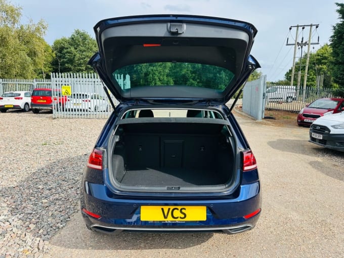 2025 Volkswagen Golf