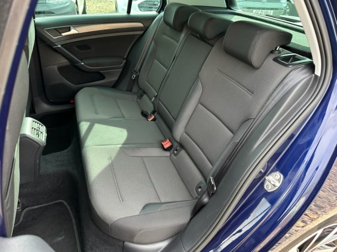 2025 Volkswagen Golf