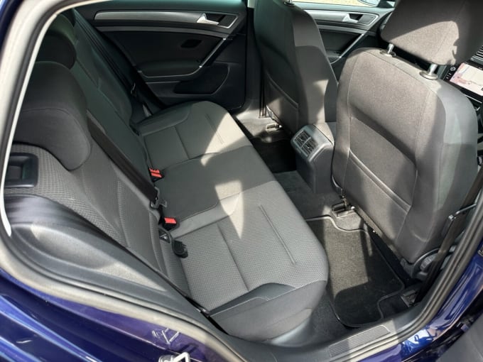 2025 Volkswagen Golf