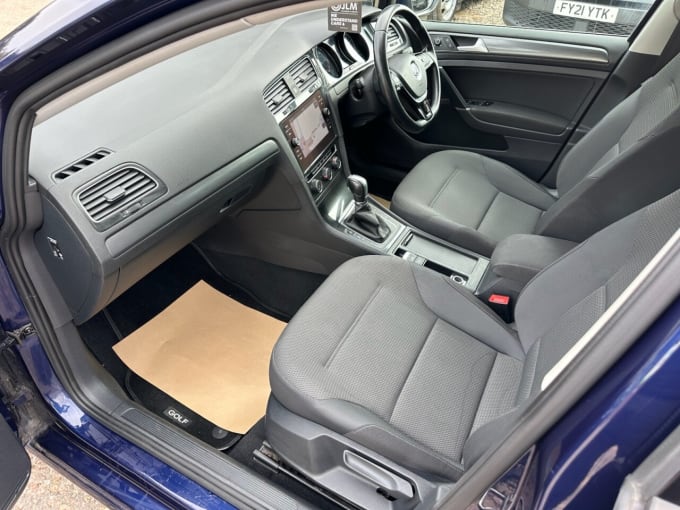 2025 Volkswagen Golf