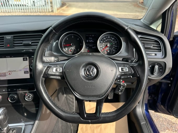 2025 Volkswagen Golf