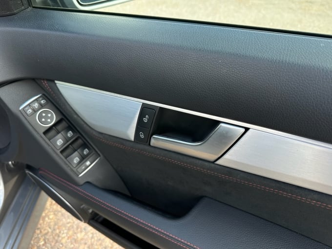 2025 Mercedes-benz C-class