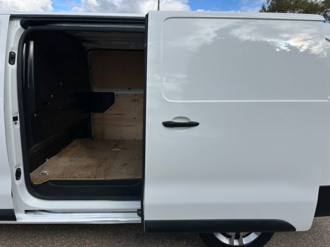 2021 Vauxhall Vivaro