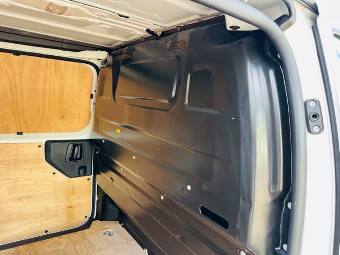 2021 Vauxhall Vivaro