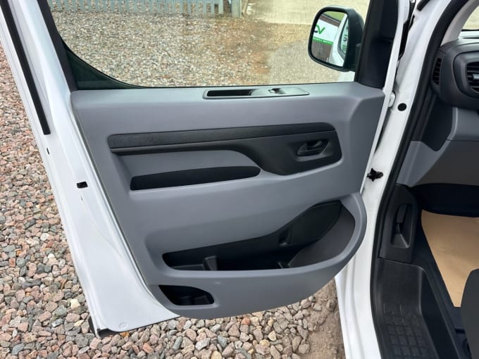 2021 Vauxhall Vivaro
