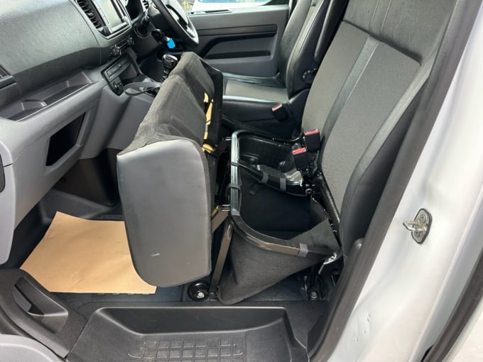 2021 Vauxhall Vivaro