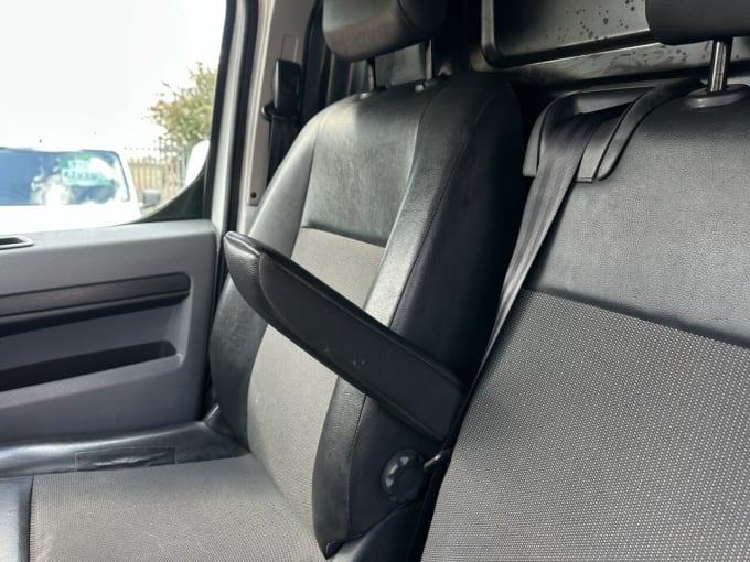 2021 Vauxhall Vivaro