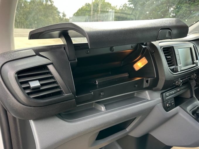 2021 Vauxhall Vivaro