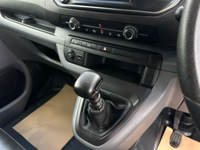 2021 Vauxhall Vivaro