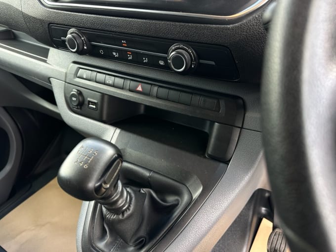 2021 Vauxhall Vivaro