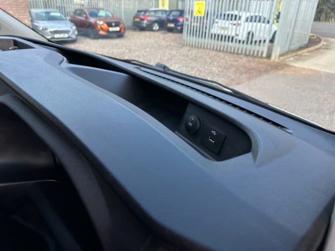 2022 Ford Transit Custom