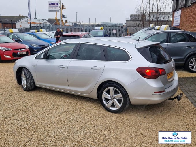 2013 Vauxhall Astra