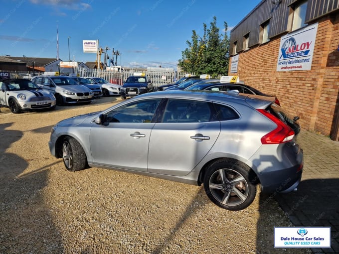 2016 Volvo V40