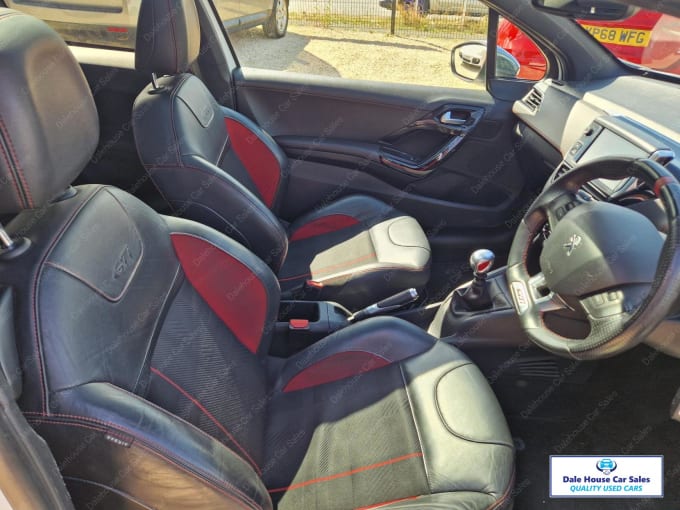 2015 Peugeot 208