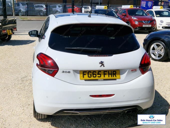 2015 Peugeot 208