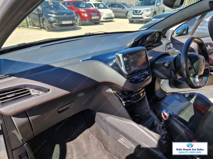 2015 Peugeot 208