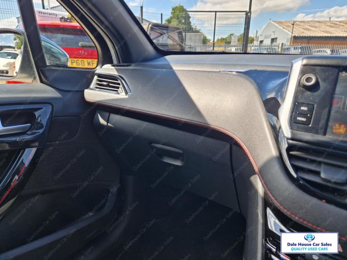2015 Peugeot 208