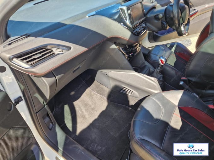 2015 Peugeot 208