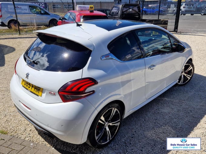 2015 Peugeot 208