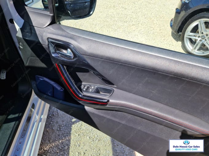 2015 Peugeot 208