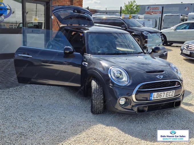2017 Mini Hatch
