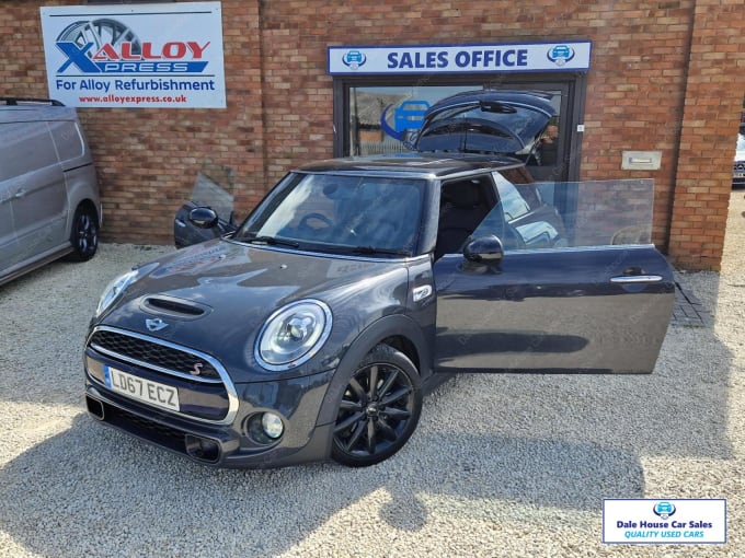 2017 Mini Hatch