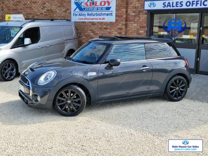 2017 Mini Hatch