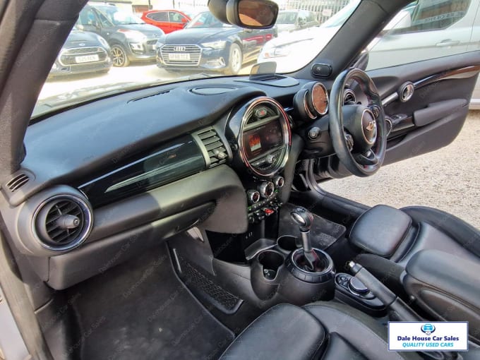 2017 Mini Hatch