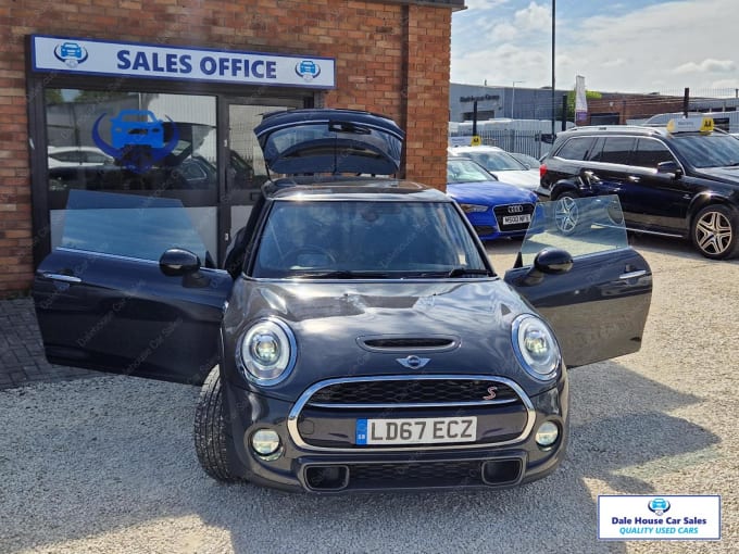 2017 Mini Hatch