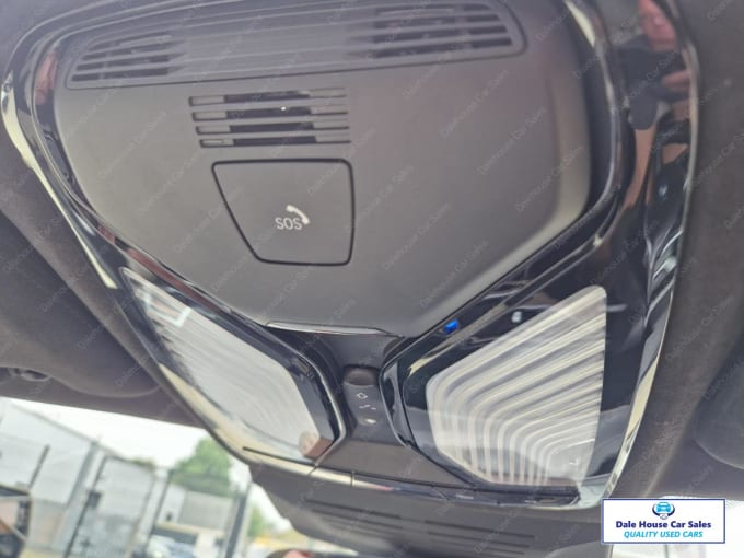 2023 BMW X7