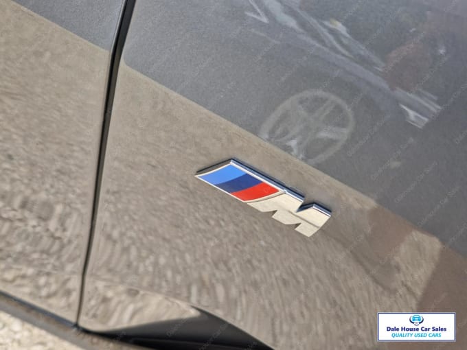 2023 BMW X7
