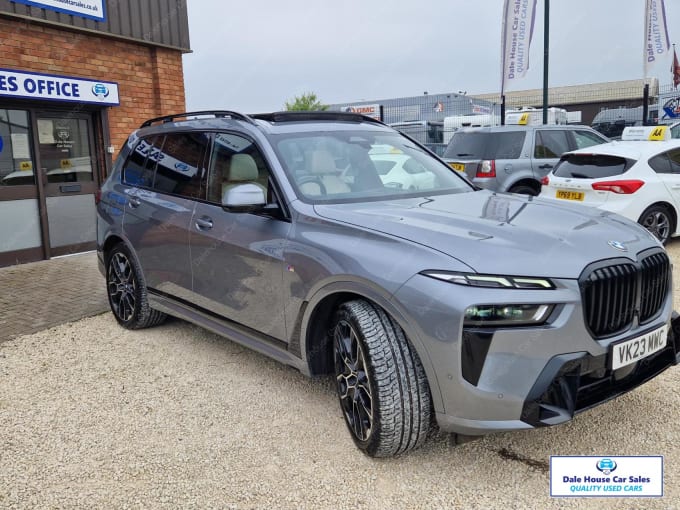 2023 BMW X7