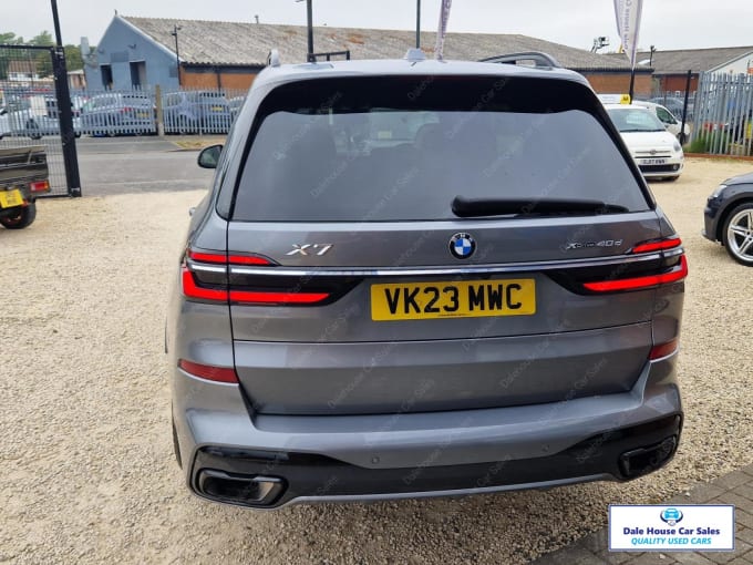 2023 BMW X7