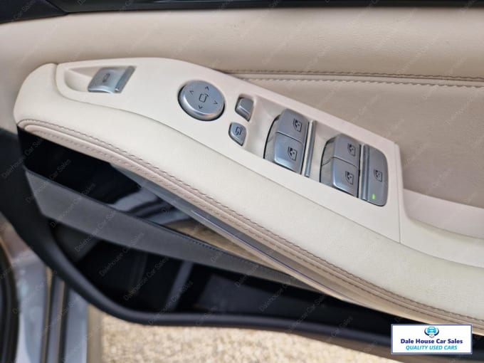 2023 BMW X7