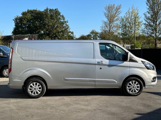 2024 Ford Transit Custom