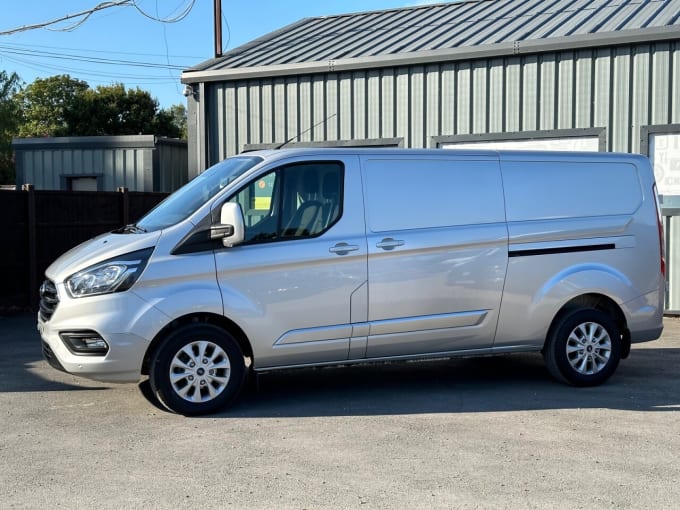 2024 Ford Transit Custom