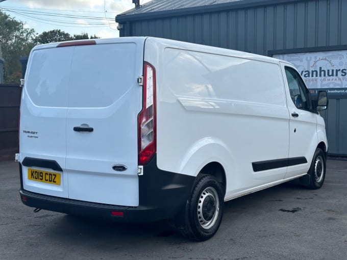 2024 Ford Transit Custom