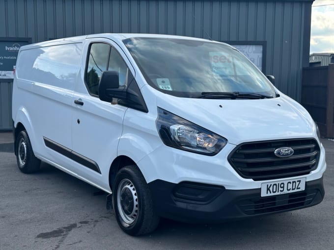 2024 Ford Transit Custom