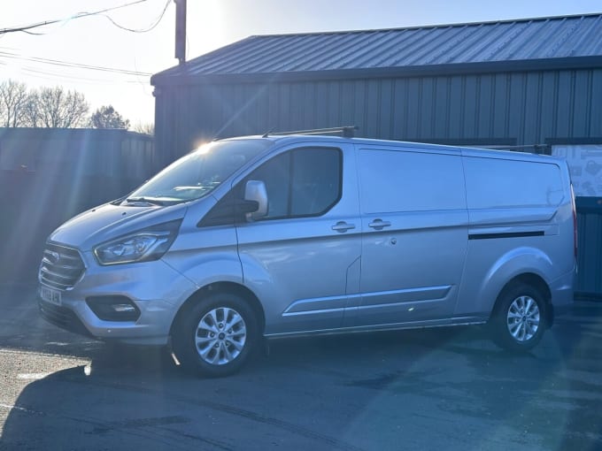 2025 Ford Transit Custom