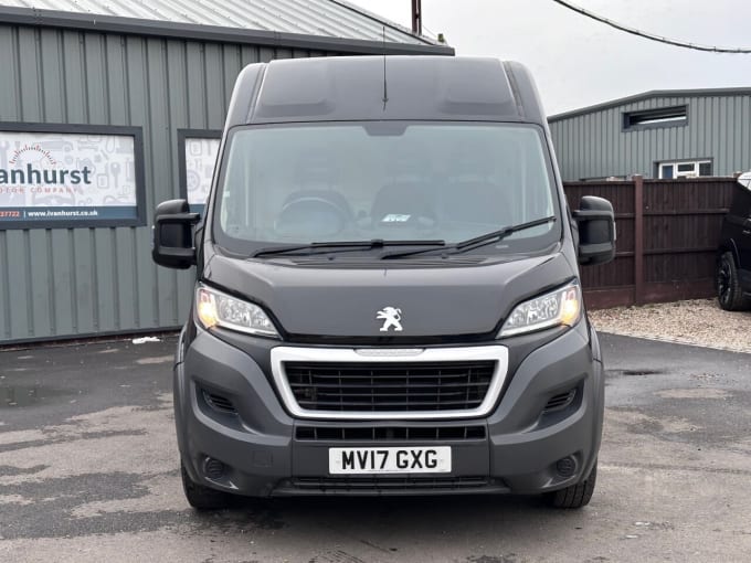 2025 Peugeot Boxer